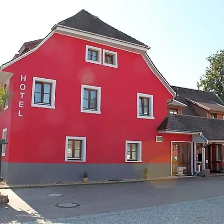 Hotel Hochdorfer Hirschen 3*