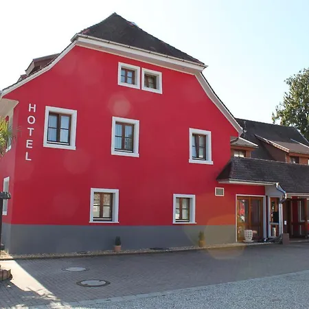 Szálloda Hochdorfer Hirschen 3*