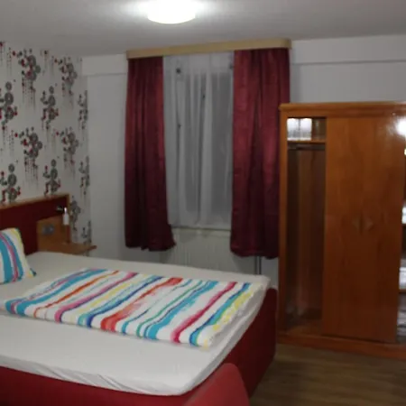 Hochdorfer Hirschen Hotel 2*